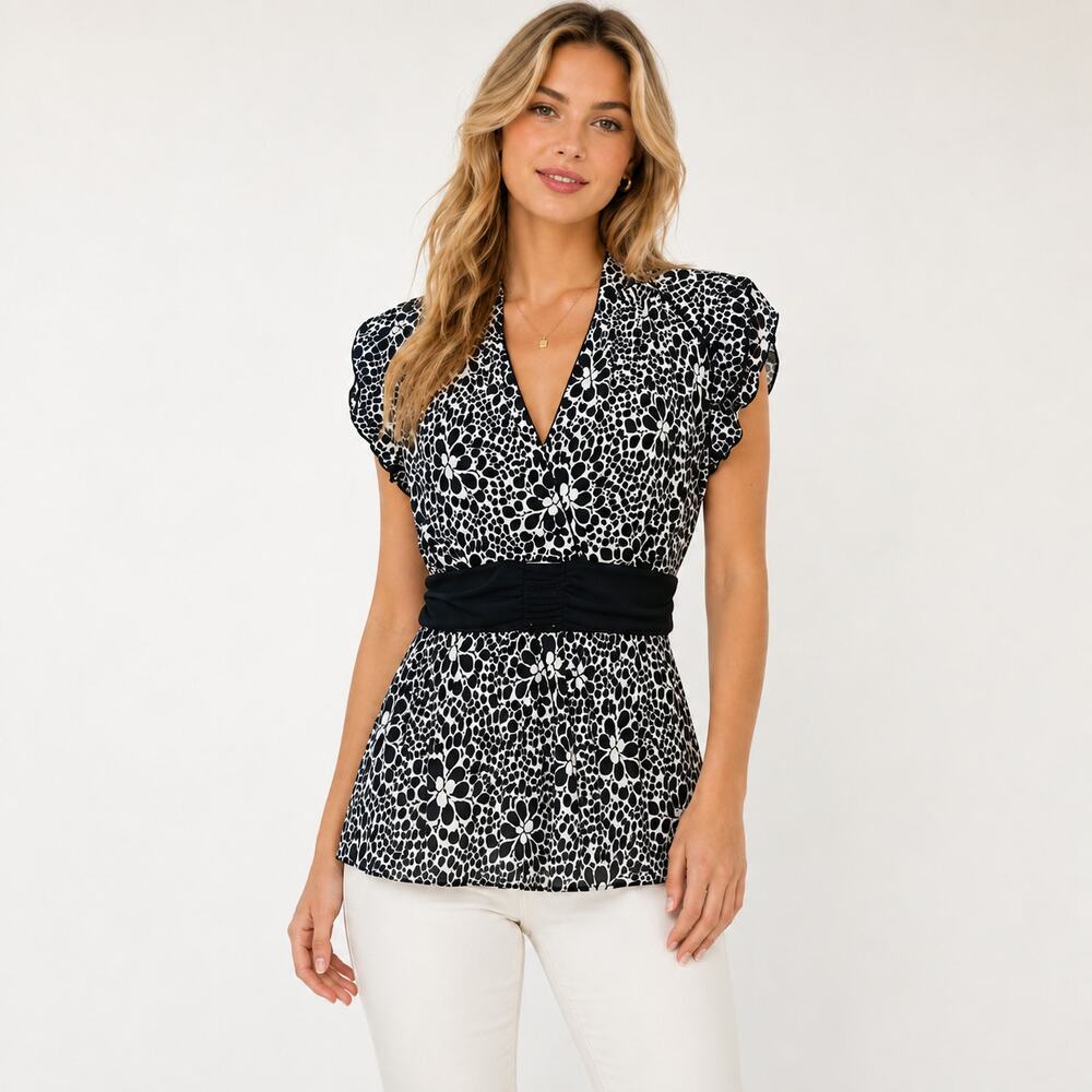 Cocoon Y2k Top Women's Size M Black Floral Short Sleeve Casual Office Boho Twee